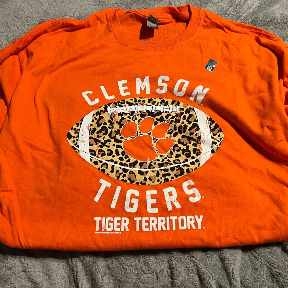 Animal Print Woman’s Clemson Tigers T-Shirt - XL